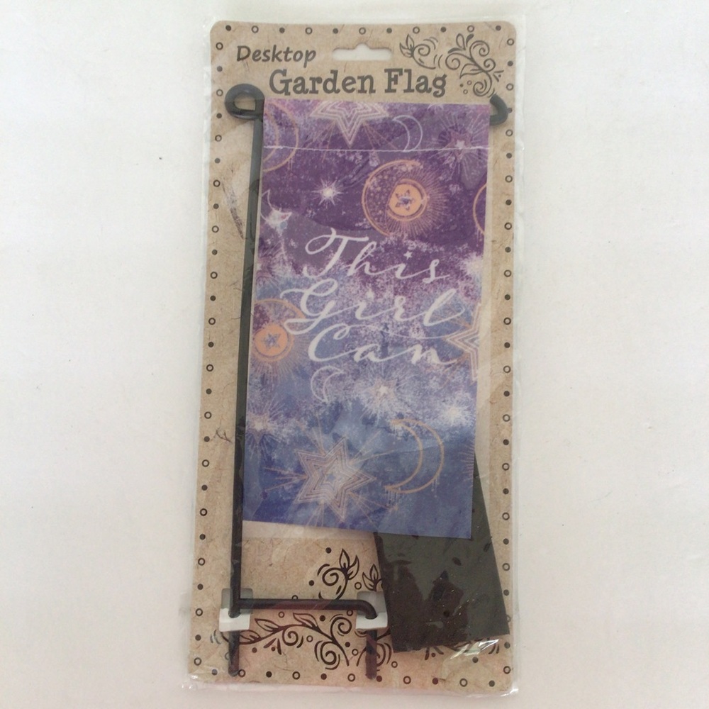 DESKTOP GARDEN FLAG NWT